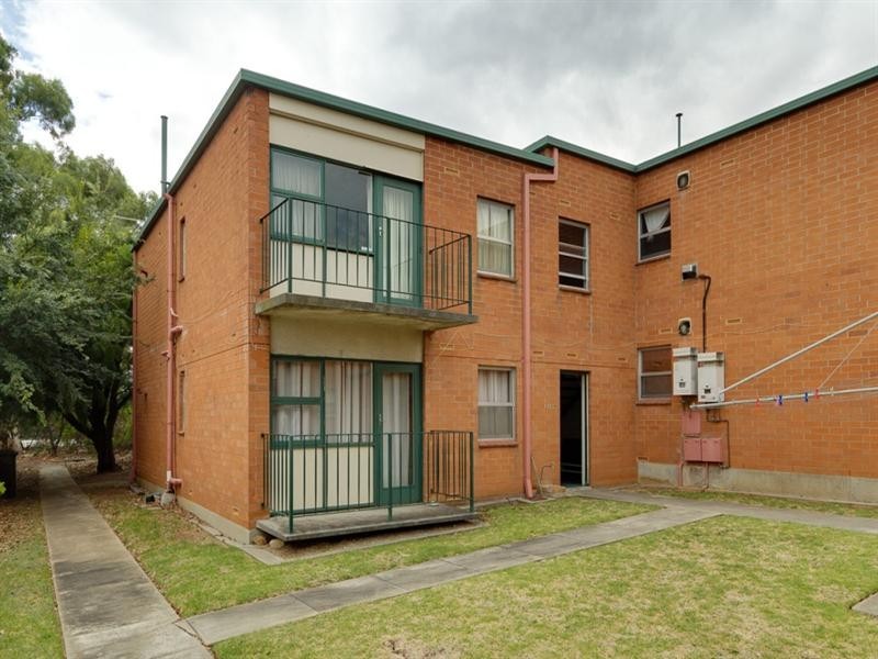 3/4 Shepherds Hill Road, Bedford Park SA 5042