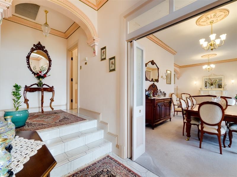 4 Kinnane Crescent, Pasadena SA 5042