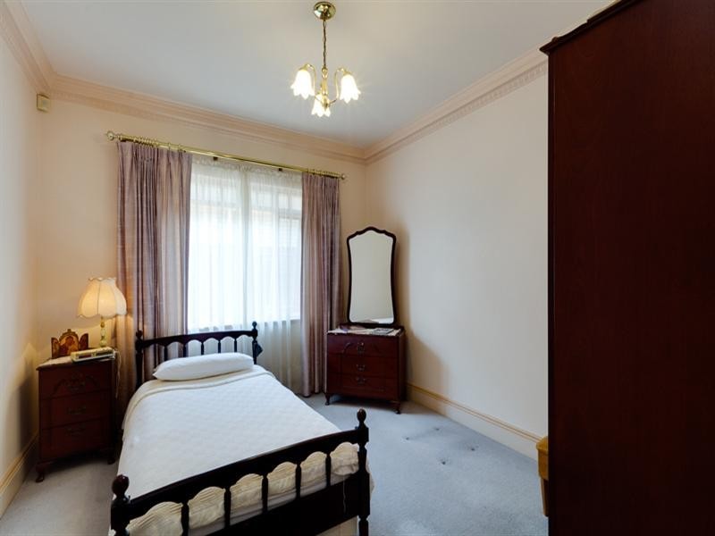 4 Kinnane Crescent, Pasadena SA 5042