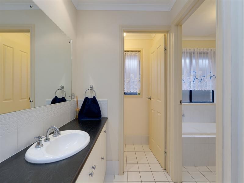 26 Bahloo Avenue, Mitchell Park SA 5043