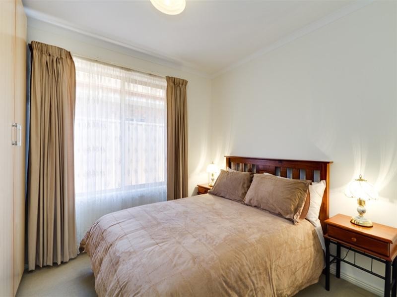 6A Raggatt Crescent, Mitchell Park SA 5043