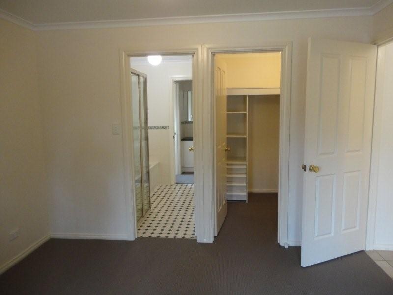 10 Orange Grove, Mitchell Park SA 5043