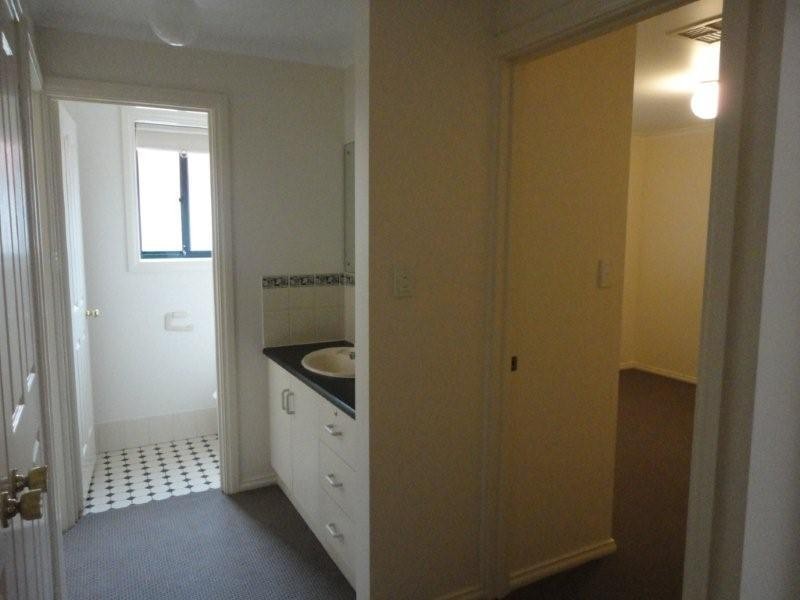 10 Orange Grove, Mitchell Park SA 5043