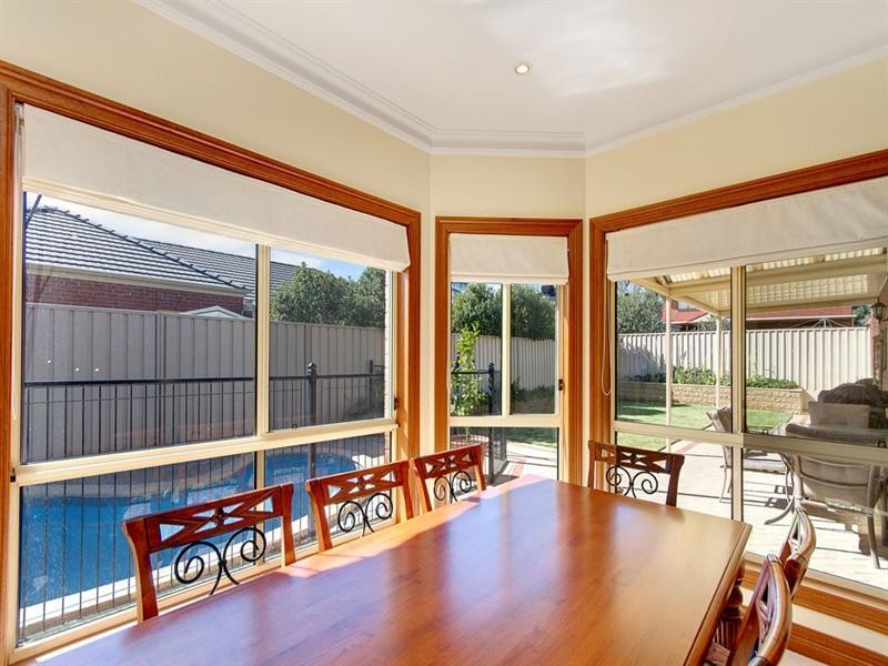6 Dunk Crescent, Grange SA 5022