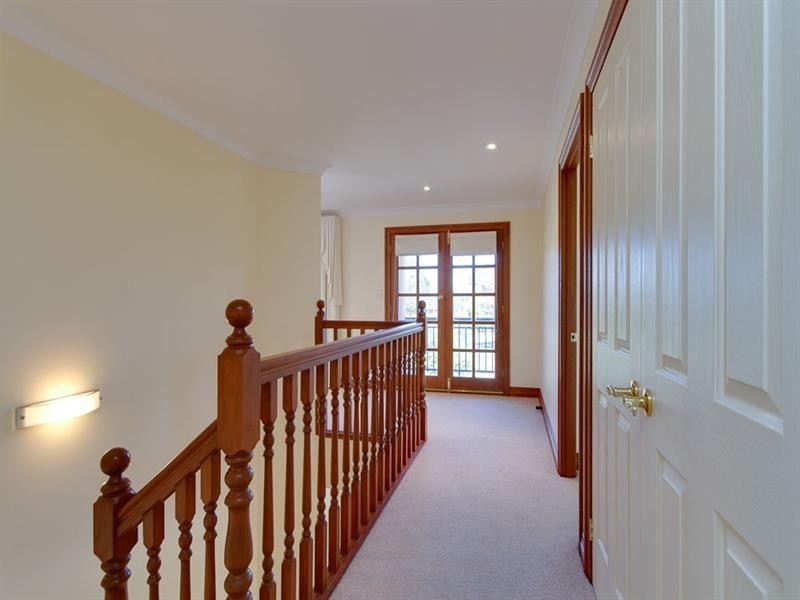 6 Dunk Crescent, Grange SA 5022