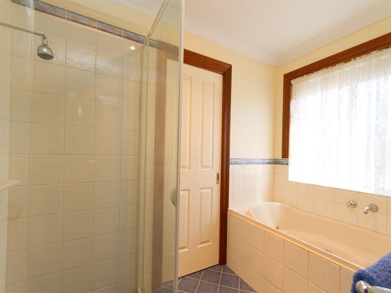 6 Dunk Crescent, Grange SA 5022