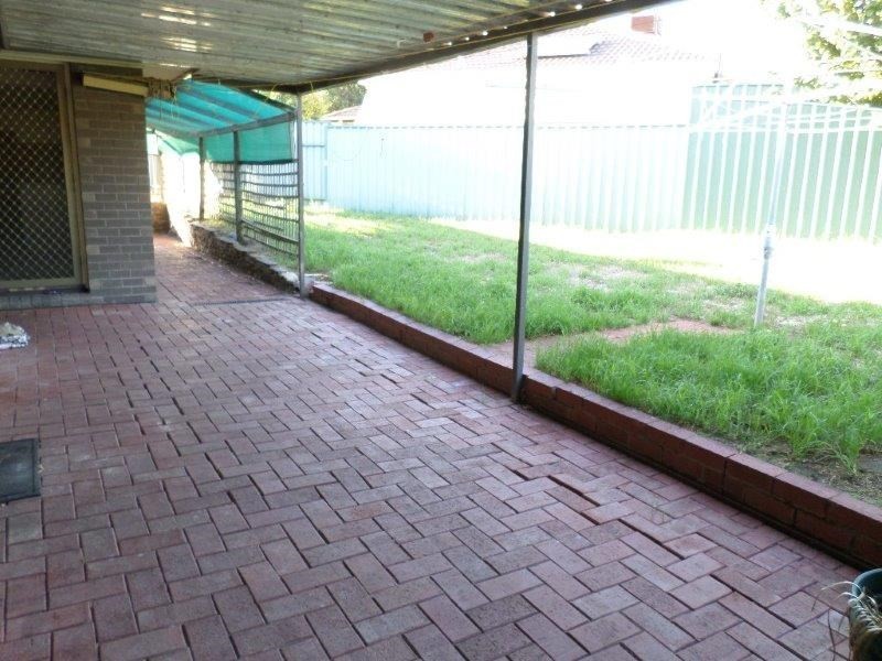 1 Parklands Cresent, Reynella SA 5161