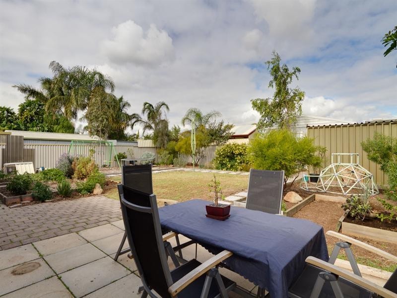 4 Fotheringham Road, North Haven SA 5018