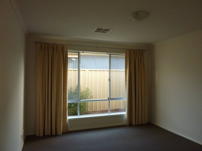 17 Whistlers Avenue, Aldinga Beach SA 5173