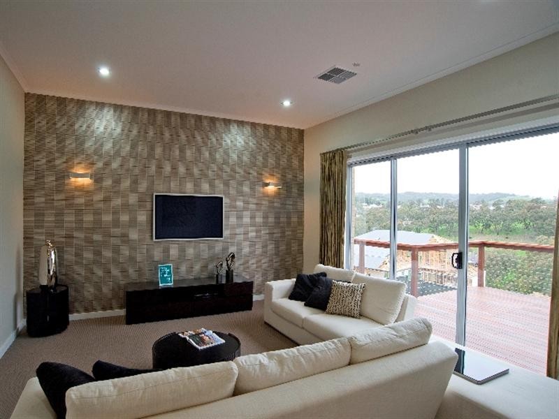 98 Highfield Drive, Craigburn Farm SA 5051