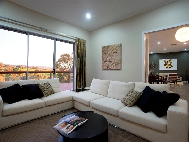 98 Highfield Drive, Craigburn Farm SA 5051