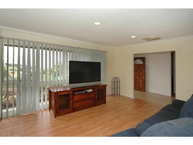 220 The Cove Road, Hallett Cove SA 5158