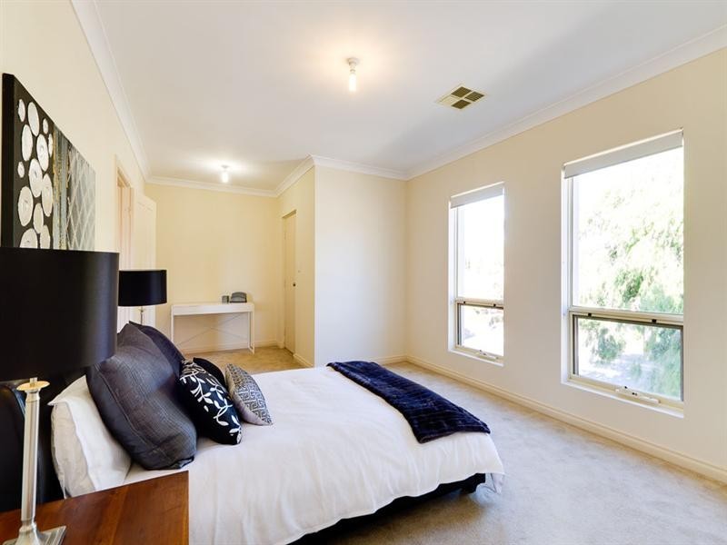 13 Lincoln Avenue, Sturt SA 5047