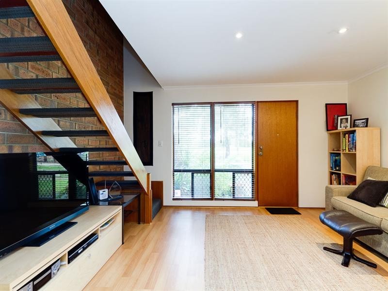 8/14 Windsor Avenue, Clovelly Park SA 5042