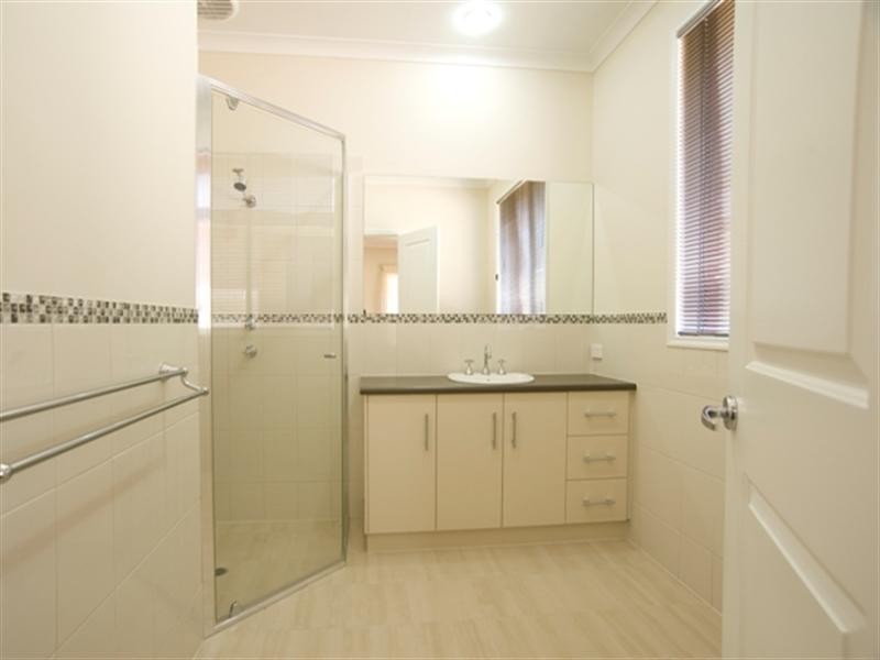 96 Highfield Drive, Craigburn Farm SA 5051