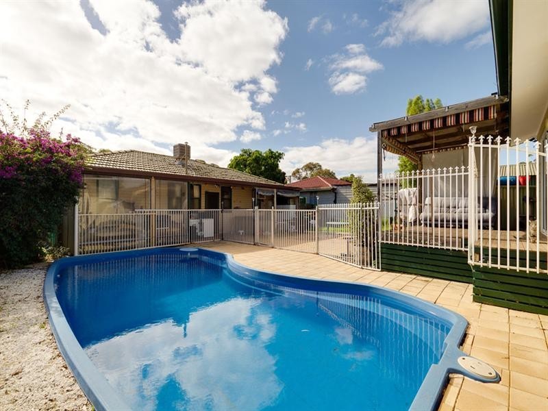 7 Harbrow Grove, Seacombe Gardens SA 5047