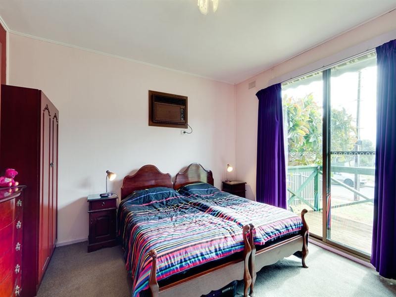 7 Harbrow Grove, Seacombe Gardens SA 5047