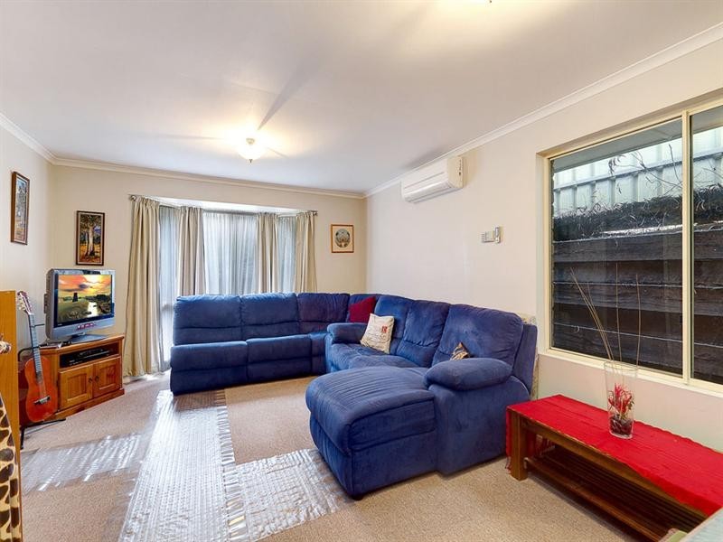 1/2 Manning Road, Aberfoyle Park SA 5159