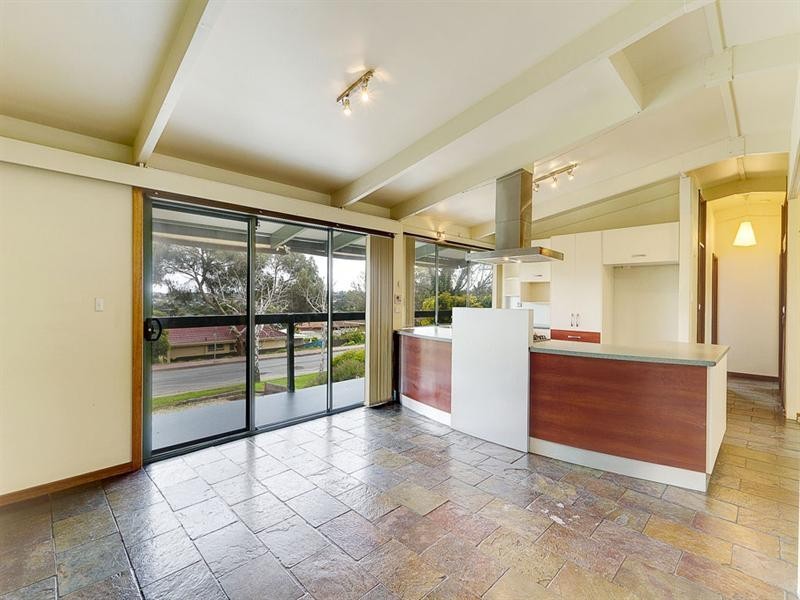 35 Tripoli Road, Happy Valley SA 5159