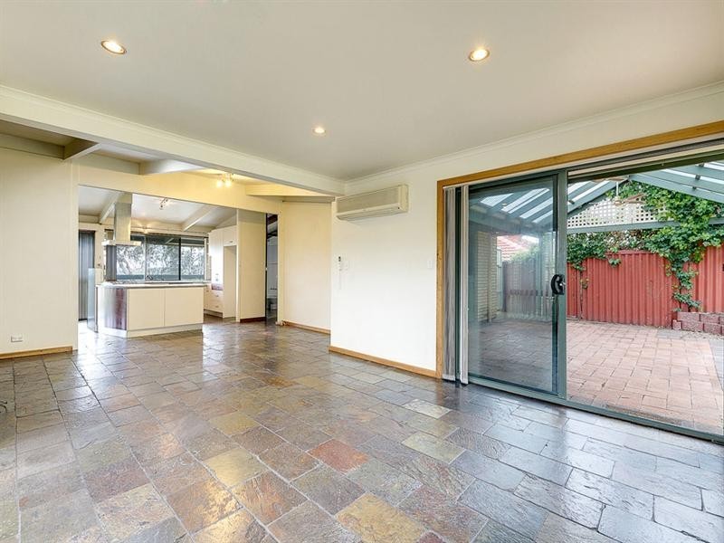 35 Tripoli Road, Happy Valley SA 5159