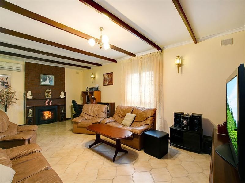 6 Gaetjens Street, Henley Beach SA 5022