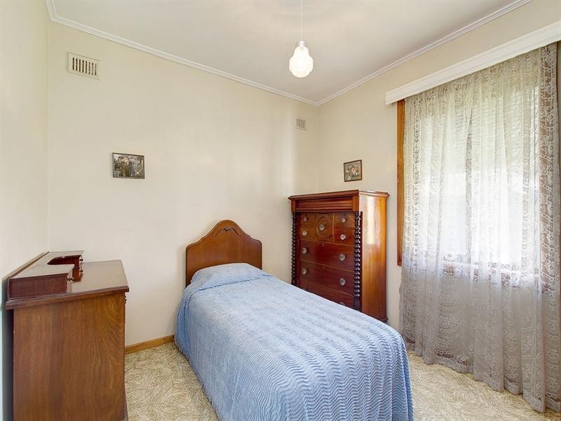 53 Johnstone Road, Oaklands Park SA 5046