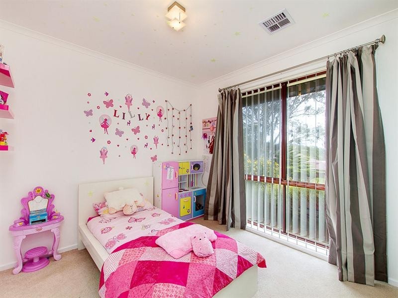 47 Forest Drive, Happy Valley SA 5159