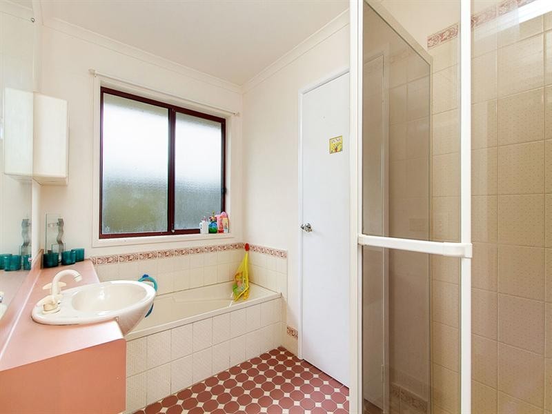 47 Forest Drive, Happy Valley SA 5159