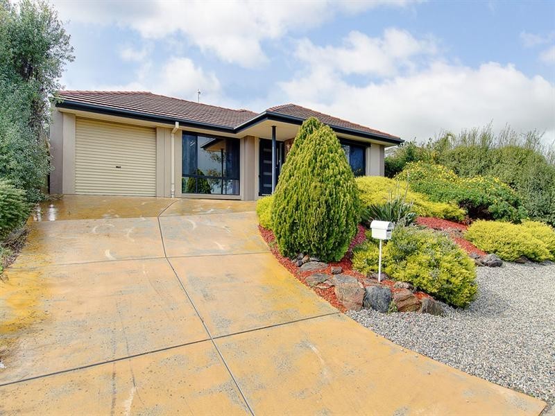 47 Forest Drive, Happy Valley SA 5159