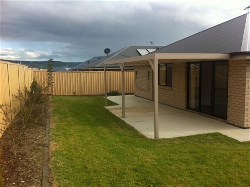 33 Bushtail Avenue, Aldinga Beach SA 5173