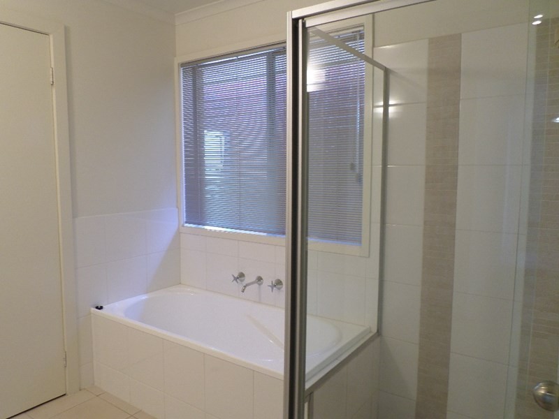 8 Emerald Boulevard, Aldinga Beach SA 5173