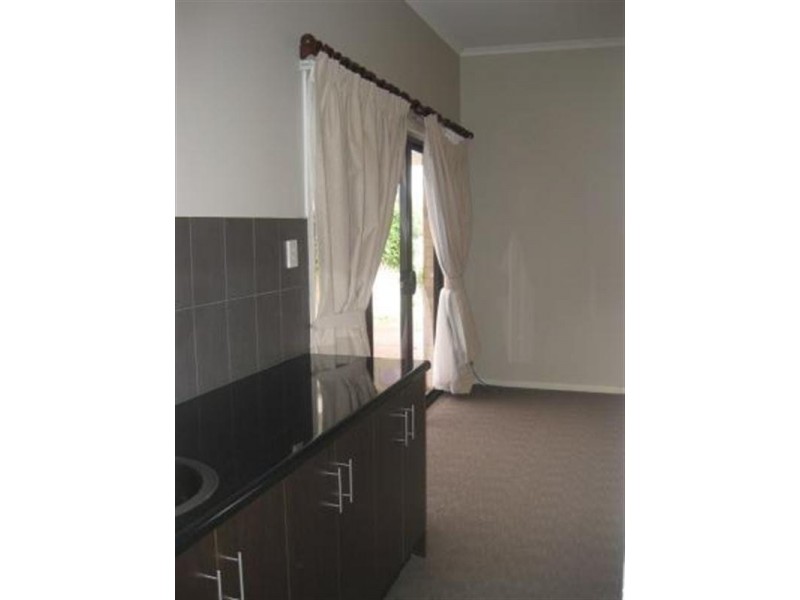 5A White Cresent, Seacombe Gardens SA 5047