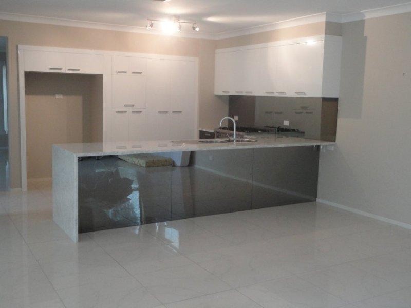 124 Bradley Grove, Mitchell Park SA 5043