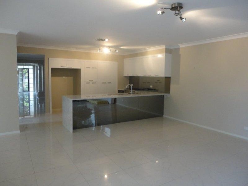 124 Bradley Grove, Mitchell Park SA 5043