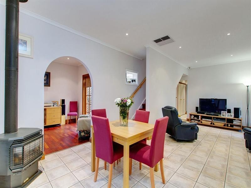 74 Lochside Drive, West Lakes SA 5021