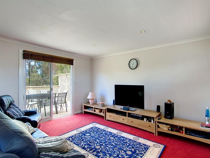 74 Lochside Drive, West Lakes SA 5021