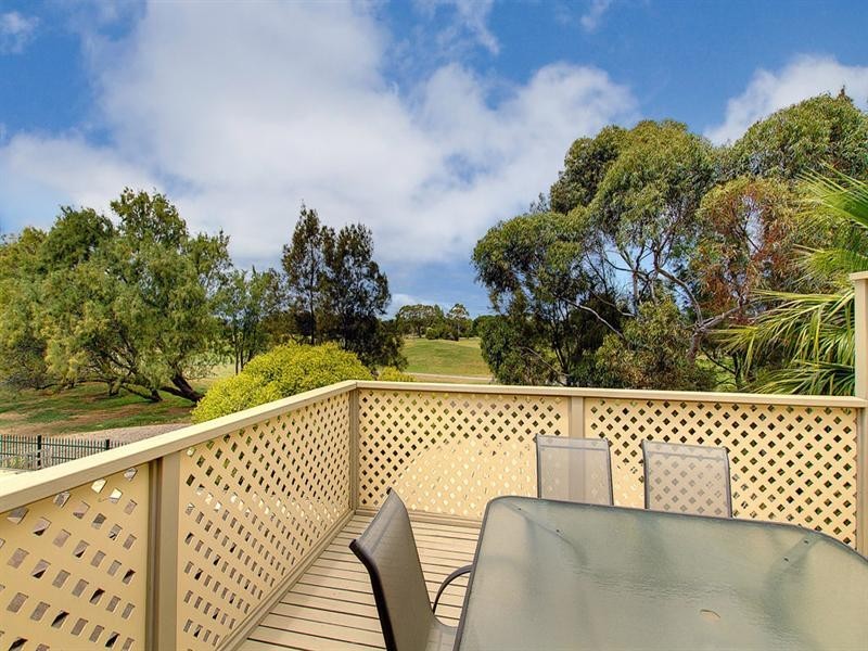 74 Lochside Drive, West Lakes SA 5021