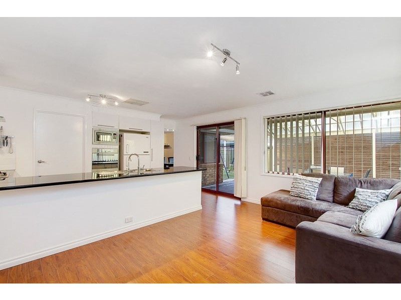 47 Forest Drive, Happy Valley SA 5159