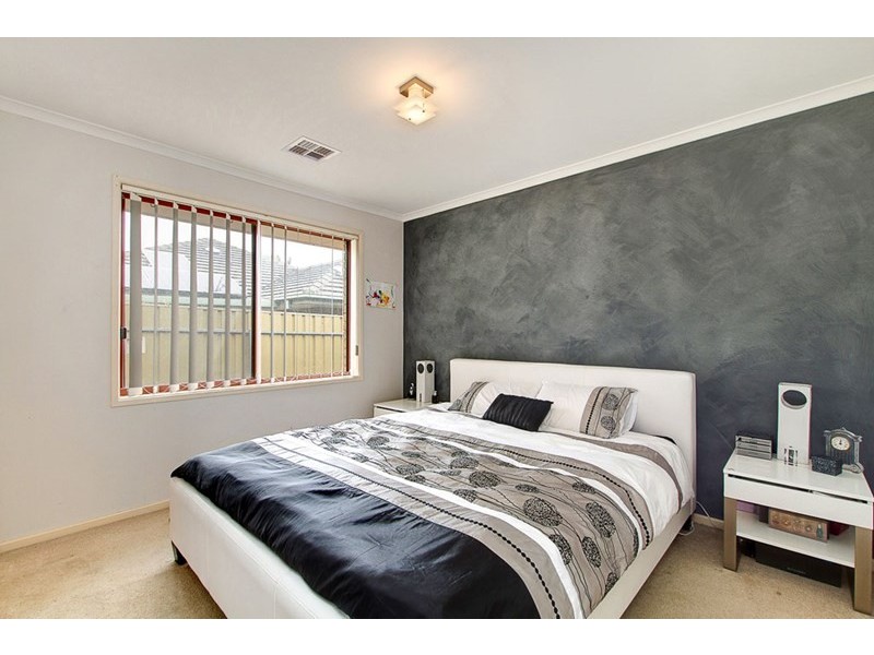 47 Forest Drive, Happy Valley SA 5159