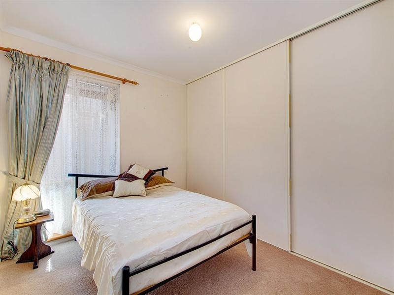 7 Kenmay Avenue, Mitchell Park SA 5043