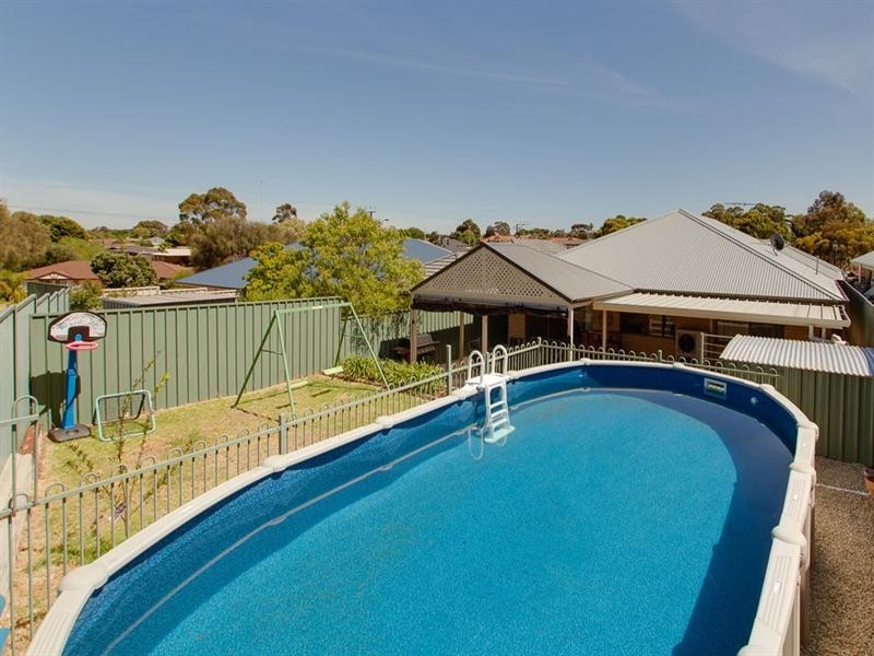 6 Stokes Court, Morphett Vale SA 5162