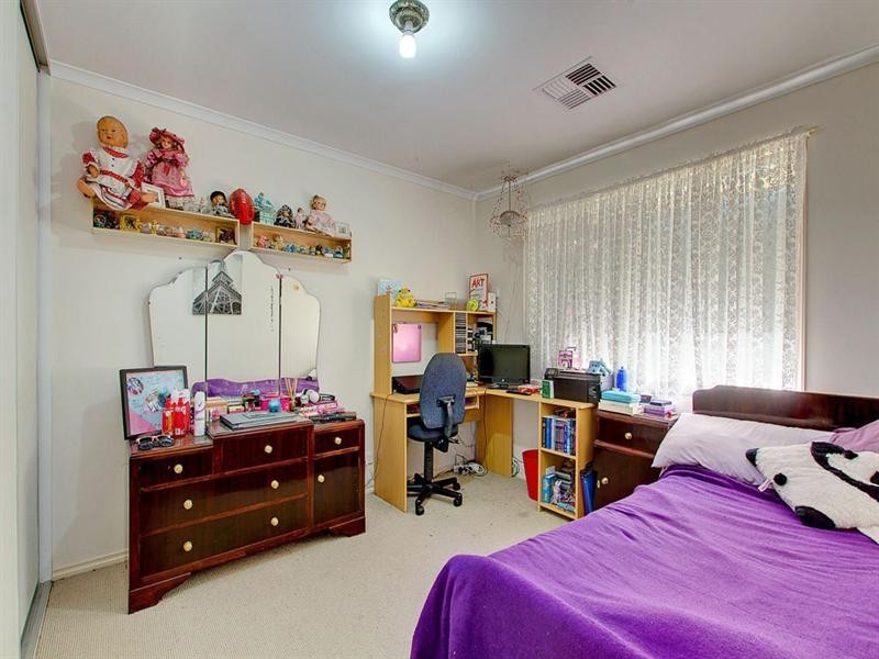 6 Stokes Court, Morphett Vale SA 5162
