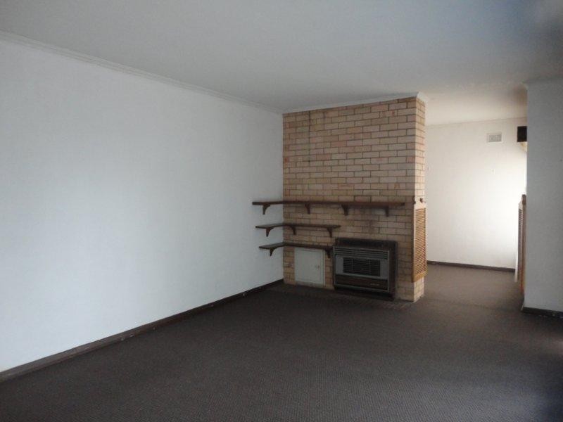 4 Sherlock Road, Kingston Park SA 5049