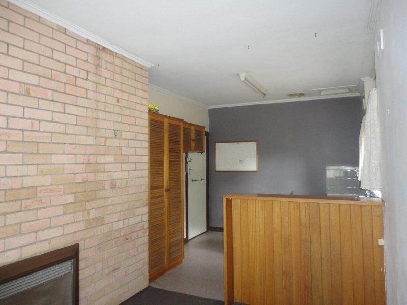 4 Sherlock Road, Kingston Park SA 5049