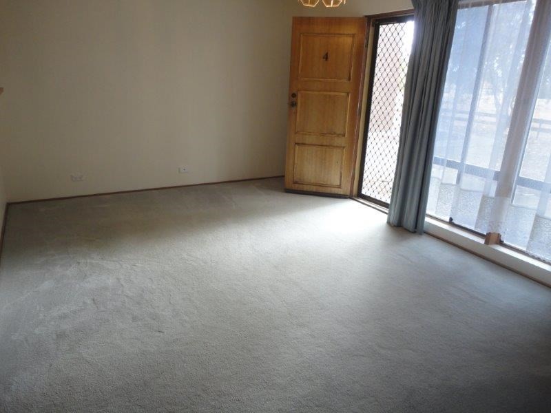 4/18 Windsor Avenue, Clovelly Park SA 5042