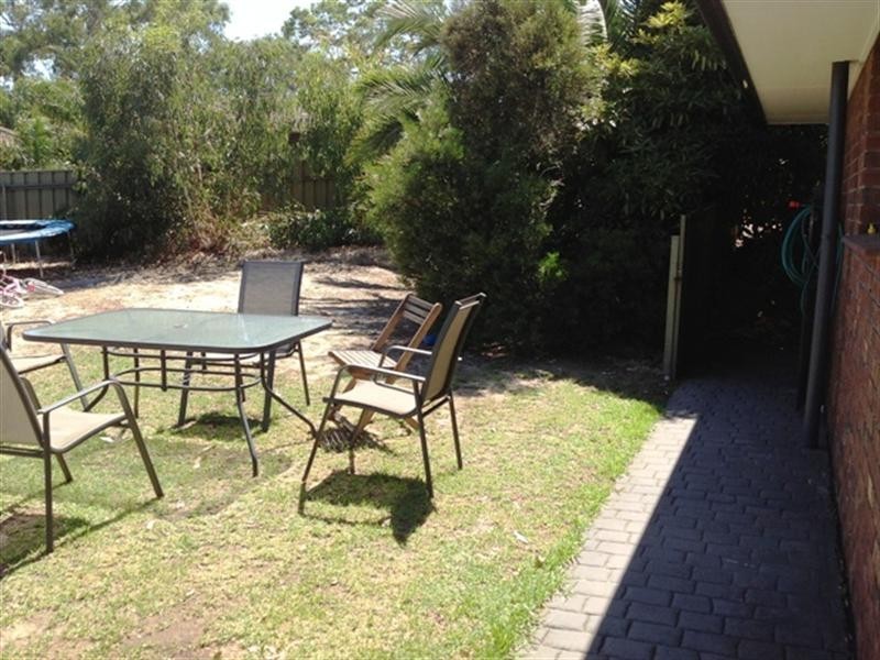 2 Lexcen Grove, Happy Valley SA 5159