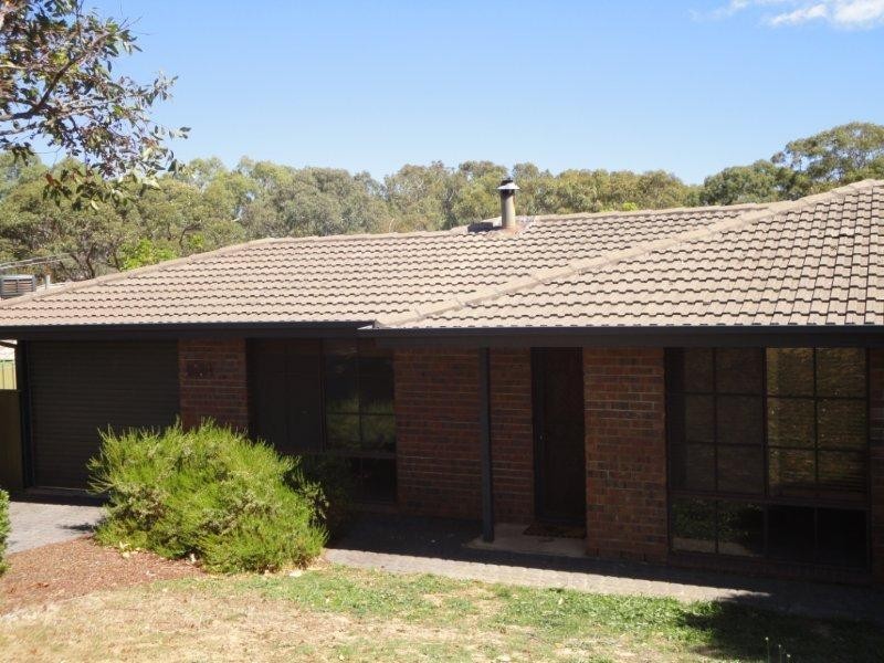 2 Lexcen Grove, Happy Valley SA 5159