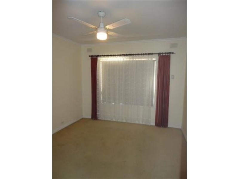 4 Clyde Street, Marion SA 5043