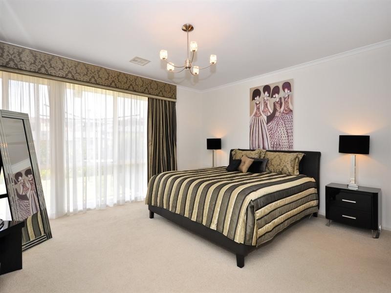 20 St Vincent Circuit, Sheidow Park SA 5158