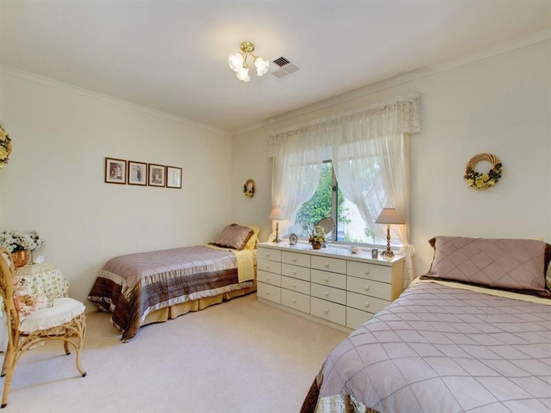 5 Cracknell Close, Morphettville SA 5043